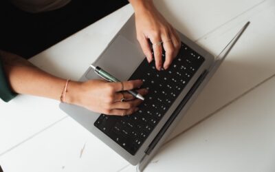 Hoeveel tijd besteed jij per week aan even snel je administratie doen?